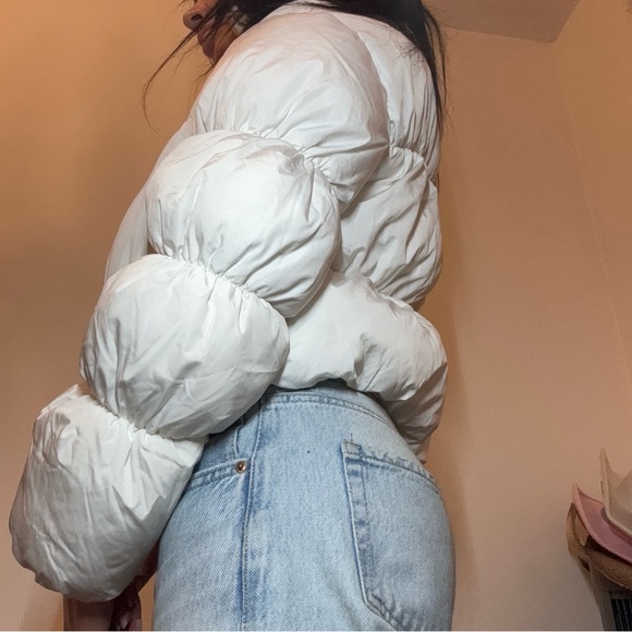 Bershka White Puffer - Picture 2 of 5